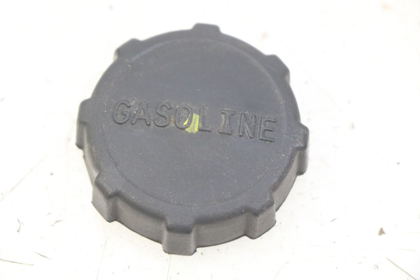 photo de BOUCHON RESERVOIR ESSENCE PIAGGIO LIBERTY IGET 4T 50 (2015 - 2020) - Vue principale