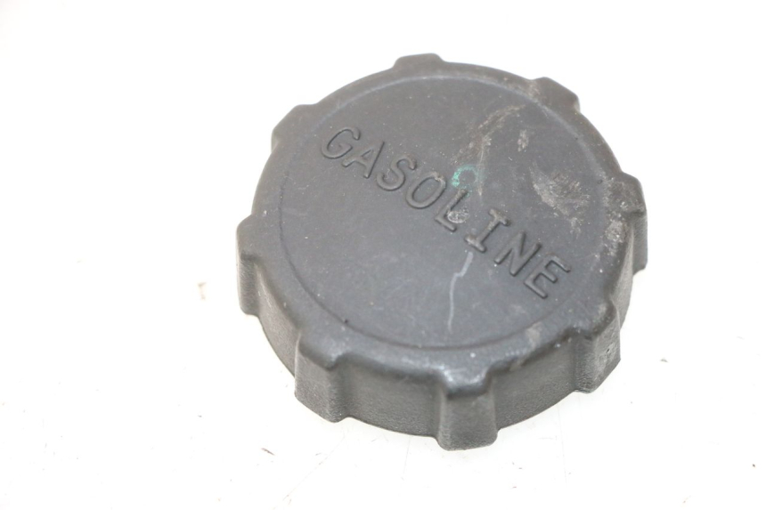 photo de BOUCHON RESERVOIR ESSENCE PIAGGIO LIBERTY IGET 4T 50 (2015 - 2020) - Zoom état d’usage