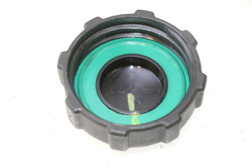 photo de BOUCHON RESERVOIR ESSENCE PIAGGIO LIBERTY IGET 4T 50 (2021 - 2025) - Détail de la pièce