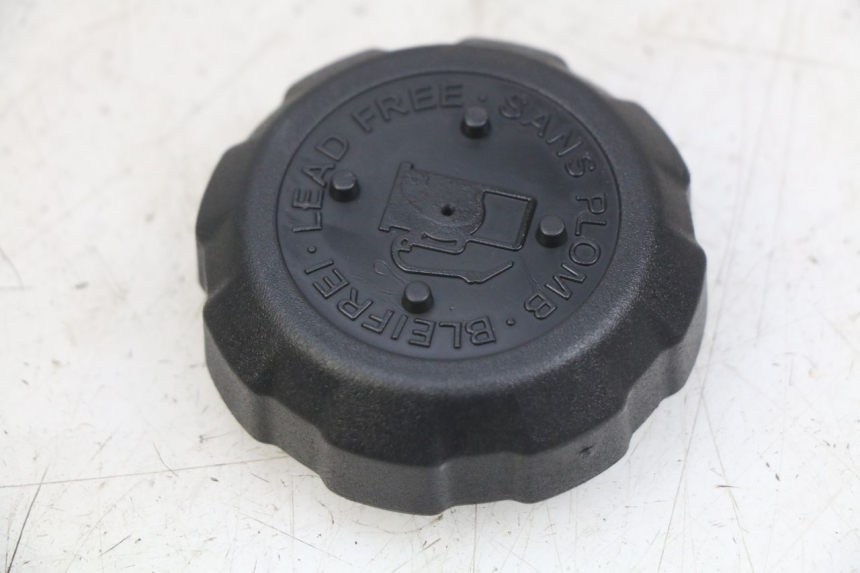 photo de BOUCHON RESERVOIR ESSENCE PEUGEOT LUDIX 50 (2005 - 2007) - Vue principale