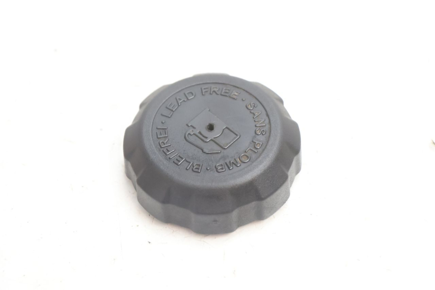 photo de BOUCHON RESERVOIR ESSENCE PEUGEOT LUDIX ONE 50 (2004 - 2013) - Détail de la pièce