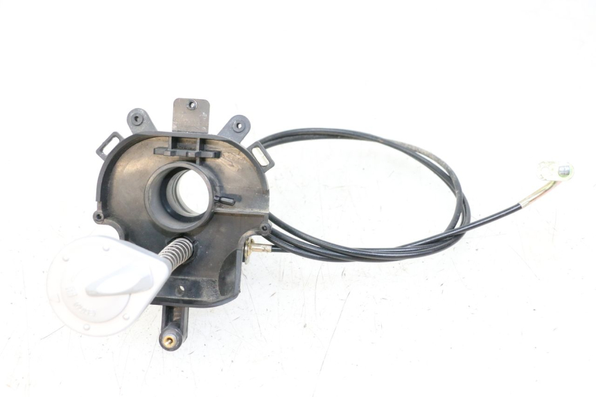 photo de BOUCHON RESERVOIR ESSENCE SYM MIO 50 (2011 - 2017) - Vue principale