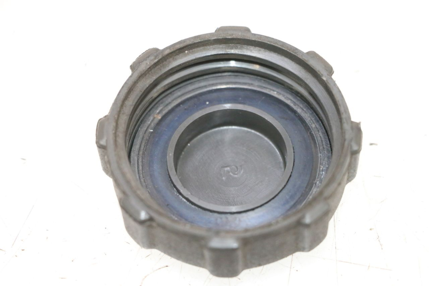 photo de BOUCHON RESERVOIR ESSENCE PIAGGIO MP3 RL 250 (2006 - 2010) - Détail de la pièce