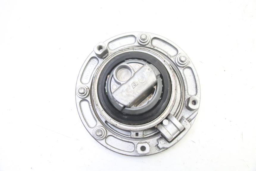 photo de BOUCHON RESERVOIR ESSENCE HONDA NTV DEAUVILLE ABS 700 (2007 - 2016) - Vue d’ensemble