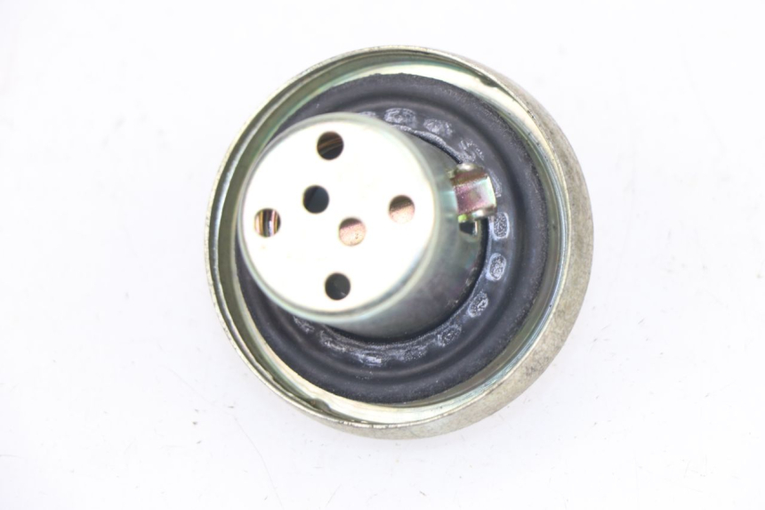 photo de BOUCHON RESERVOIR ESSENCE JM MOTORS OLDIES GT 4T 50 (2010 - 2017) - Détail de la pièce