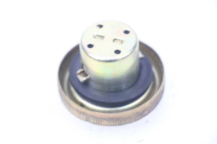 photo de BOUCHON RESERVOIR ESSENCE SYM ORBIT 2 4T 50 (2008 - 2017) - Vue principale