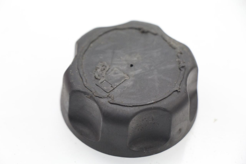 photo de BOUCHON RESERVOIR ESSENCE MBK OVETTO 50 (1998 - 2007) - Vue principale