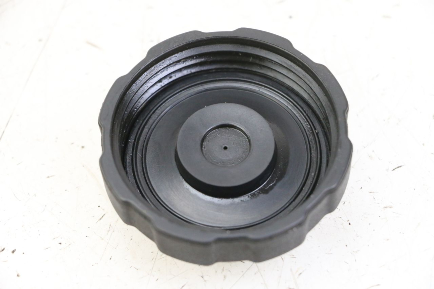 photo de BOUCHON RESERVOIR ESSENCE PEUGEOT CITYSTAR 125 (2011 - 2017) - Détail de la pièce