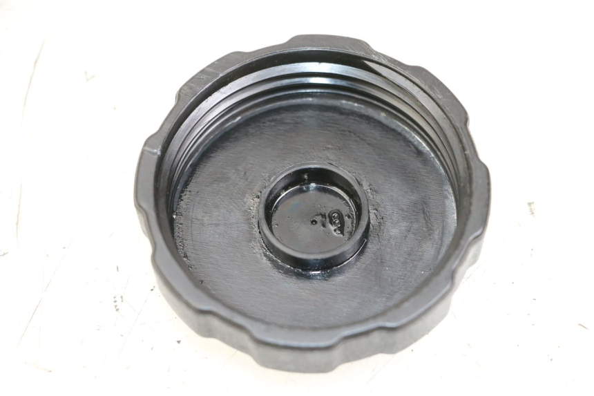 photo de BOUCHON RESERVOIR ESSENCE PEUGEOT LUDIX 50 (2008 - 2017) - Détail de la pièce