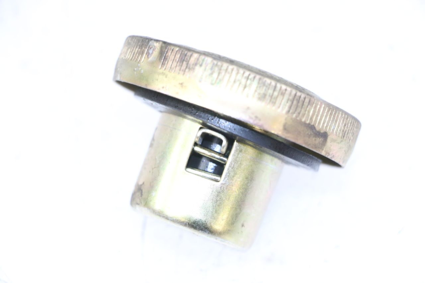 photo de BOUCHON RESERVOIR ESSENCE PEUGEOT TWEET 4T 50 (2014 - 2019) - Vue principale