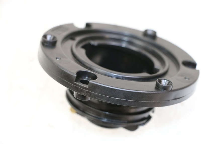 photo de BOUCHON RESERVOIR ESSENCE PIAGGIO NRG POWER PUREJET 50 (2018 - 2021) - Détail de la pièce