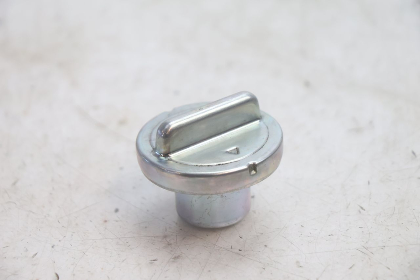 photo de BOUCHON RESERVOIR ESSENCE JM MOTORS R-MAX TECH 50 (2024 - 2026) - Vue principale