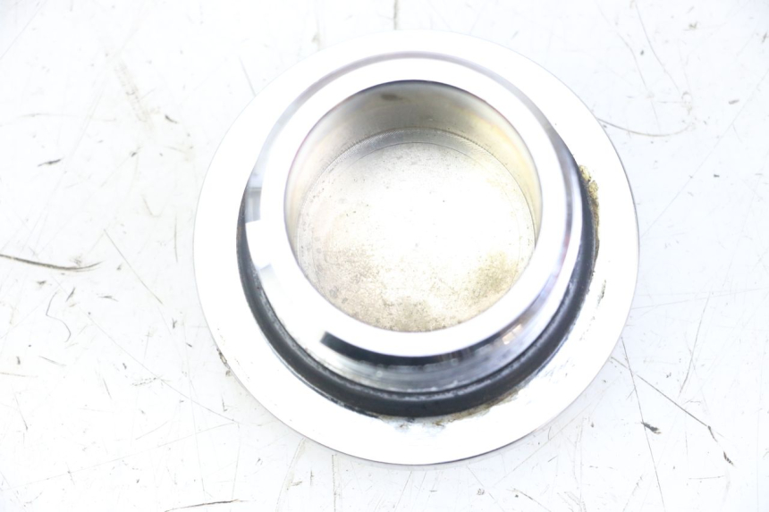 photo de BOUCHON RESERVOIR ESSENCE REGAL RAPTOR SPYDER 125 (2010 - 2018) - Zoom état d’usage