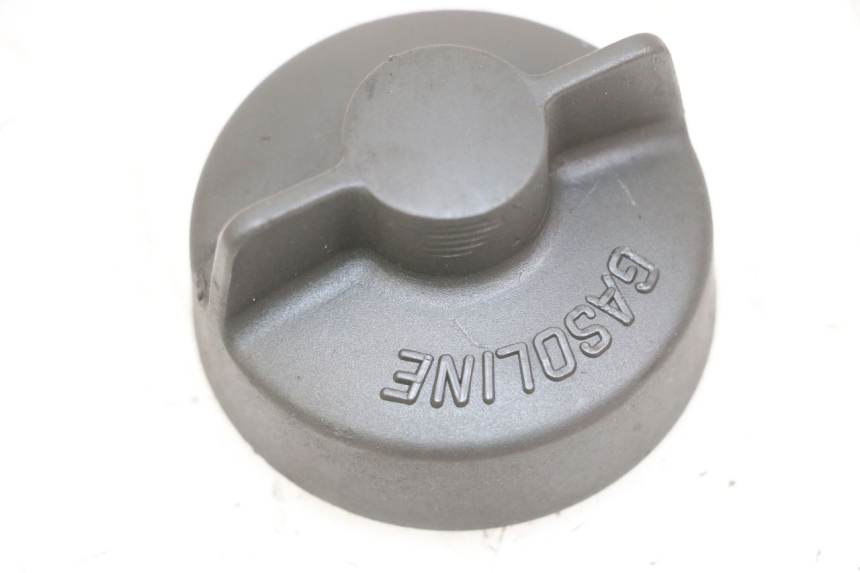 photo de BOUCHON RESERVOIR ESSENCE GILERA RUNNER LC 50 (1997 - 1998) - Vue principale