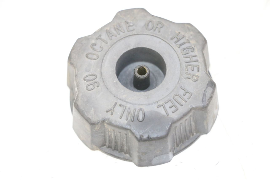 photo de BOUCHON RESERVOIR ESSENCE HYTRACK S 150 (2003 - 2011) - Vue principale