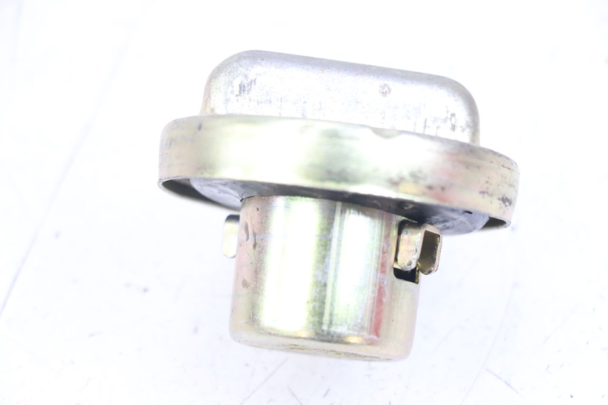 photo de BOUCHON RESERVOIR ESSENCE JM MOTORS SANTANA 50 (2014 - 2023) - Zoom état d’usage