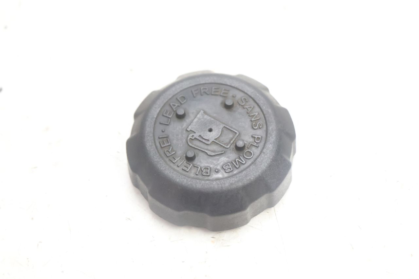 photo de BOUCHON RESERVOIR ESSENCE PEUGEOT SATELIS 125 (2013 - 2018) - Détail de la pièce