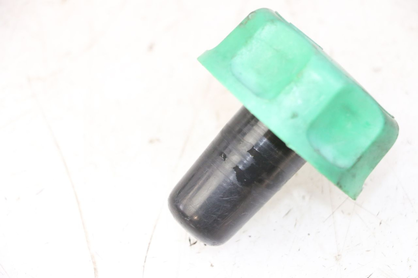 photo de BOUCHON RESERVOIR ESSENCE DERBI SENDA SM DRD 50 (2008 - 2013) - Vue principale