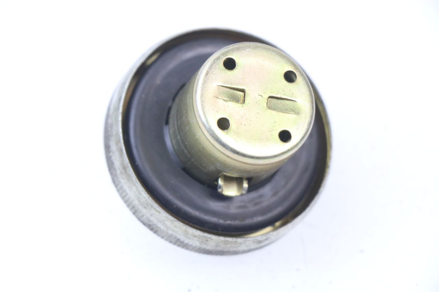 photo de BOUCHON RESERVOIR ESSENCE HONDA SFX 50 (1996 - 1997) - Détail de la pièce