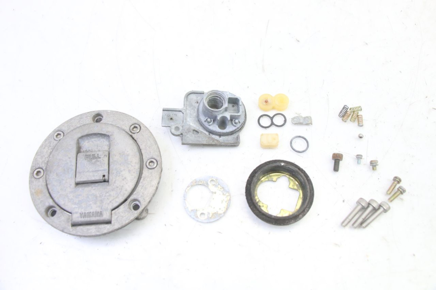 photo de BOUCHON RESERVOIR ESSENCE YAMAHA TDR DELTABOX 125 (1997 - 2003) - Vue principale