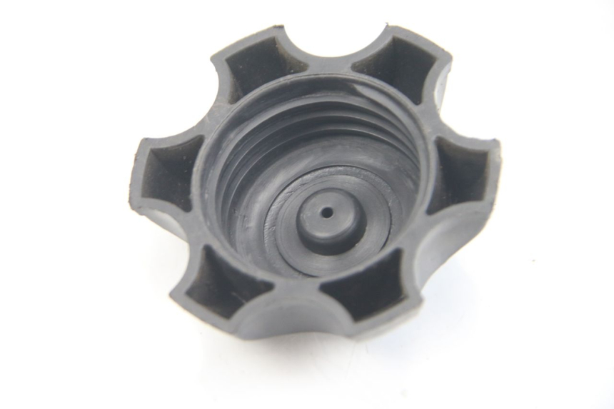 photo de BOUCHON RESERVOIR ESSENCE NITRO MOTORS THUNDER 125 - Détail de la pièce