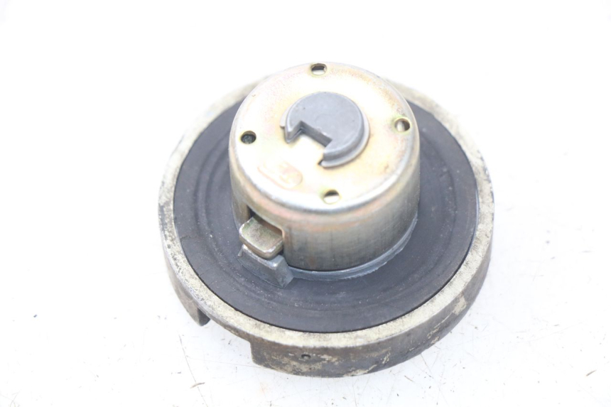 photo de BOUCHON RESERVOIR ESSENCE BAOTIAN TRAVEL SPIRIT 50 (2010 - 2012) - Zoom état d’usage