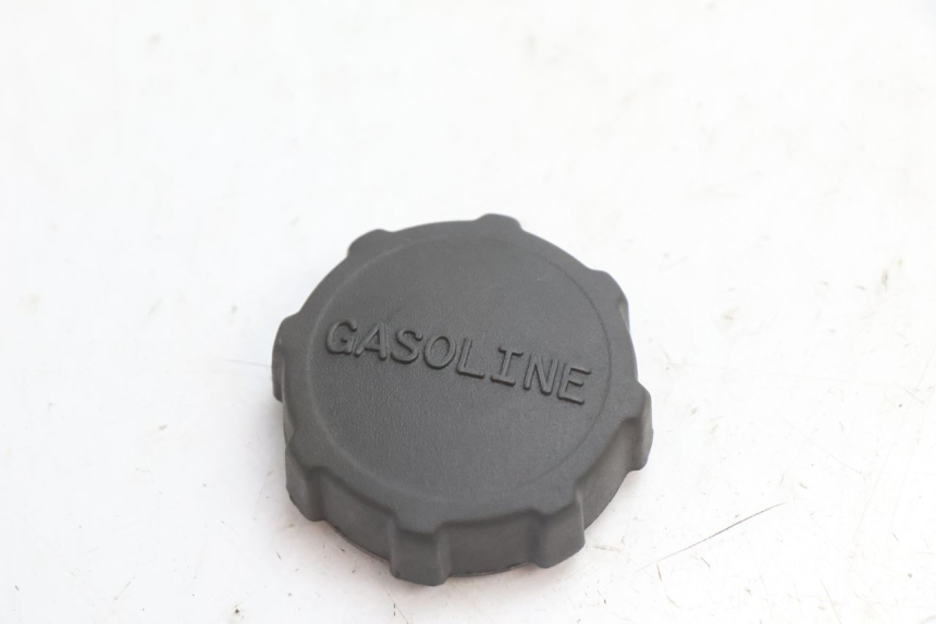 photo de BOUCHON RESERVOIR ESSENCE PIAGGIO TYPHOON 50 (2000 - 2009) - Vue principale