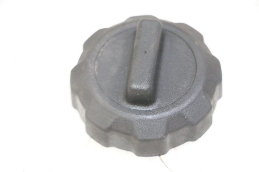 photo de BOUCHON RESERVOIR ESSENCE PEUGEOT VIVACITY NEW 4T 50 (2008 - 2017) - Vue principale