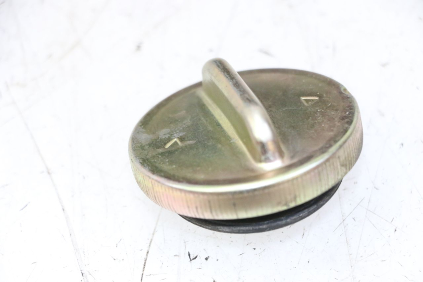 photo de BOUCHON RESERVOIR ESSENCE MBK WAAP 125 (2008 - 2013) - Vue principale