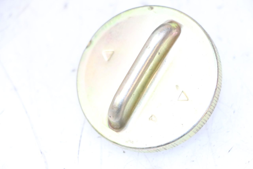 photo de BOUCHON RESERVOIR ESSENCE MBK WAAP 125 (2008 - 2013) - Détail de la pièce