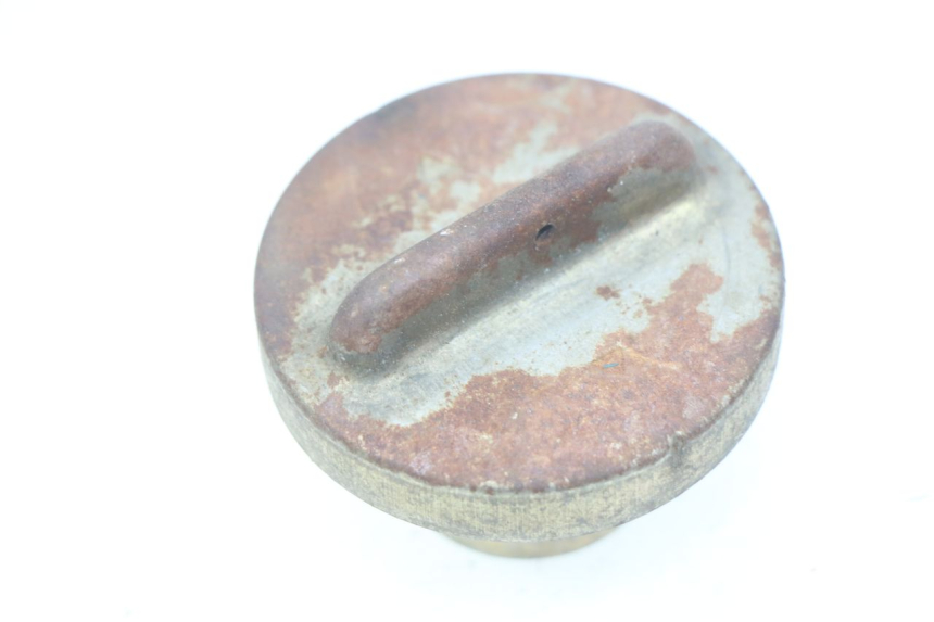 photo de BOUCHON RESERVOIR ESSENCE YIYING YY50QT-10 50 (2007 - 2022) - Détail de la pièce