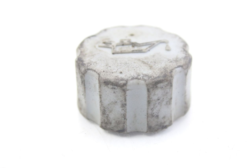 photo de BOUCHON RESERVOIR HUILE HONDA BALI EX 100 (1996 - 2000) - Détail de la pièce