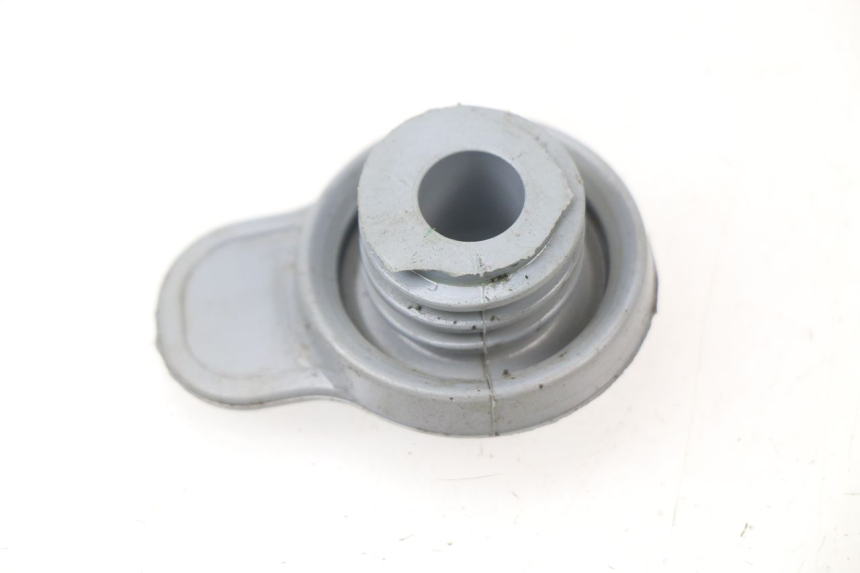 photo de BOUCHON RESERVOIR HUILE YAMAHA BW'S 50 (2004 - 2017) - Détail de la pièce