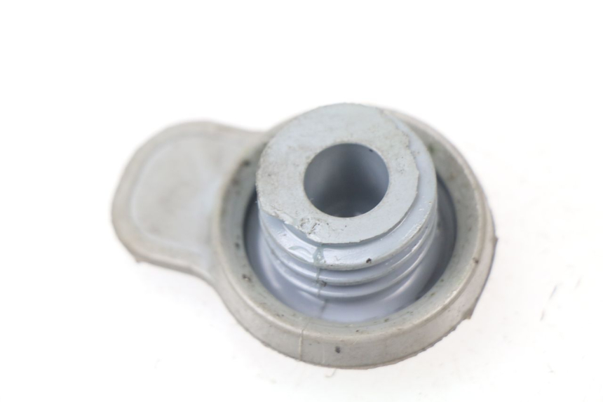 photo de BOUCHON RESERVOIR HUILE YAMAHA BW'S 50 (2004 - 2017) - Détail de la pièce