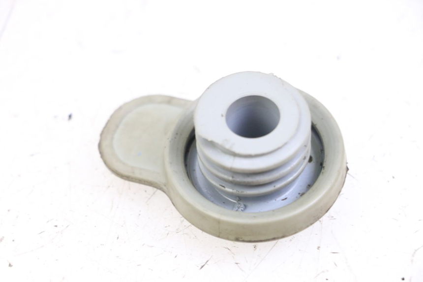 photo de BOUCHON RESERVOIR HUILE YAMAHA BW'S 50 (2004 - 2017) - Détail de la pièce