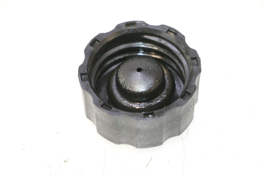 photo de BOUCHON RESERVOIR HUILE HM HONDA CRM DERAPAGE RR 50 (2006 - 2017) - Détail de la pièce