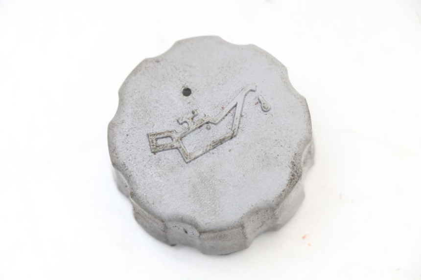 photo de BOUCHON RESERVOIR HUILE HONDA FES PANTHEON 2T 125 (1998 - 2002) - Vue principale