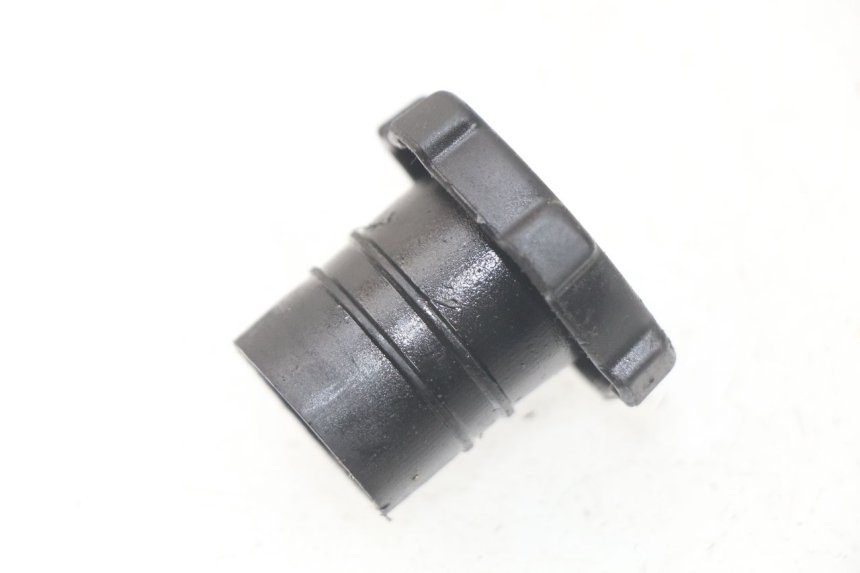 photo de BOUCHON RESERVOIR HUILE PIAGGIO FLY 2T 50 (2004 - 2017) - Zoom état d’usage