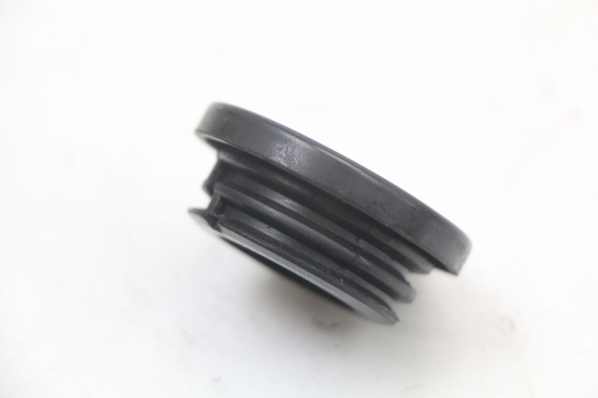 photo de BOUCHON RESERVOIR HUILE KEEWAY HURRICANE 50 (2006 - 2019) - Détail de la pièce