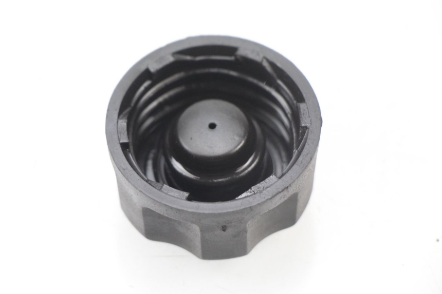 photo de BOUCHON RESERVOIR HUILE PEUGEOT LUDIX 50 (2005 - 2007) - Détail de la pièce