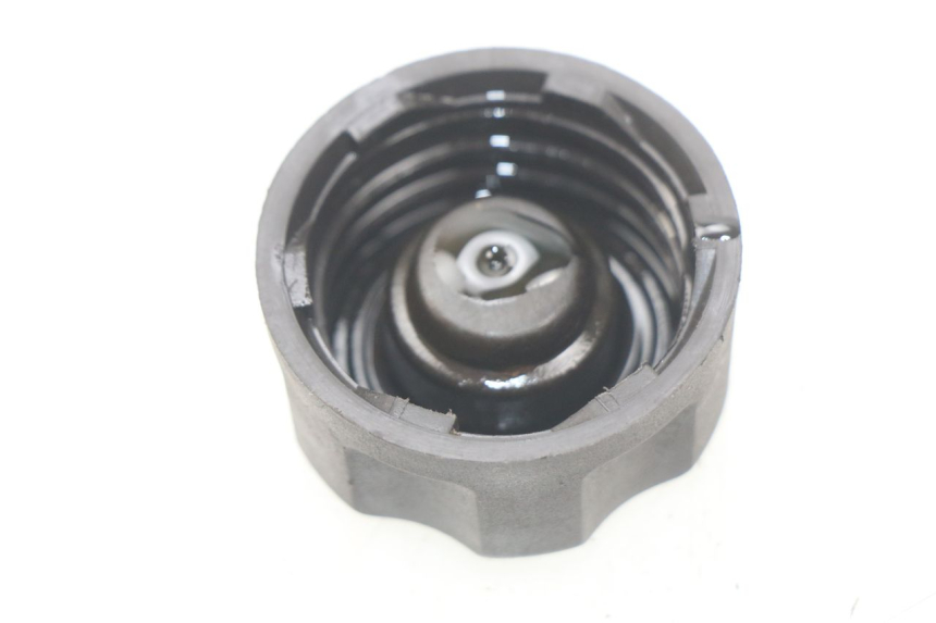 photo de BOUCHON RESERVOIR HUILE PEUGEOT LUDIX 50 (2008 - 2017) - Détail de la pièce