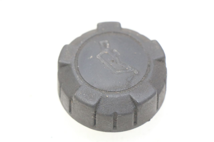 photo de BOUCHON RESERVOIR HUILE RIEJU MRT 50 (2009 - 2017) - Vue principale