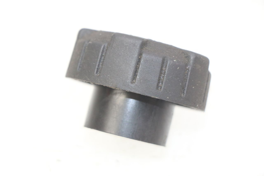 photo de BOUCHON RESERVOIR HUILE RIEJU MRT 50 (2009 - 2017) - Zoom état d’usage