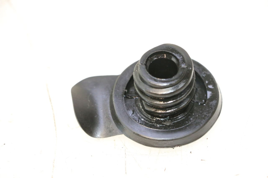 photo de BOUCHON RESERVOIR HUILE TNT MOTOR ROMA 10' 2T 50 (2011 - 2018) - Détail de la pièce