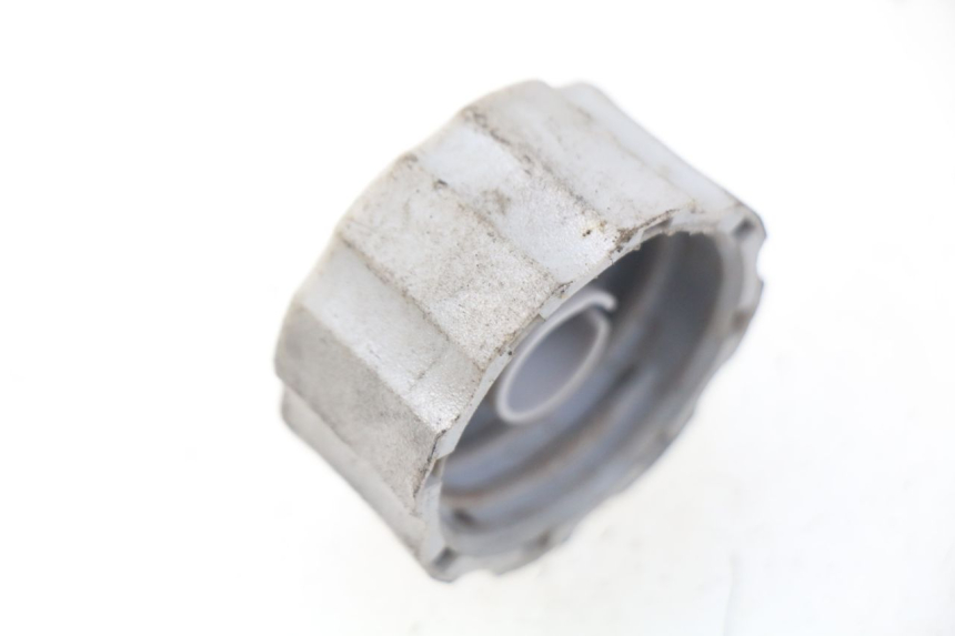 photo de BOUCHON RESERVOIR HUILE HONDA SJ BALI 50 (1996 - 1999) - Zoom état d’usage