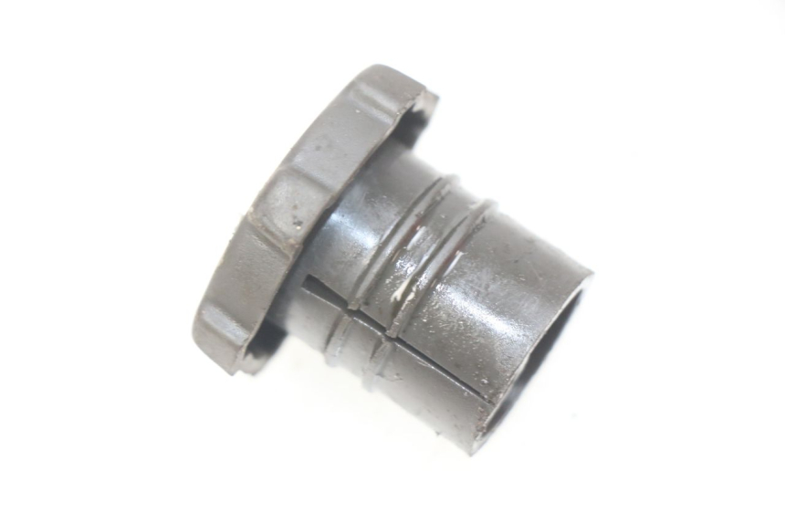 photo de BOUCHON RESERVOIR HUILE PIAGGIO TYPHOON 50 (1993 - 1999) - Zoom état d’usage