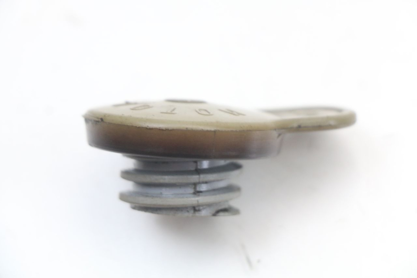 photo de BOUCHON RESERVOIR HUILE YAMAHA YN NEO'S 50 (1997 - 2004) - Détail de la pièce