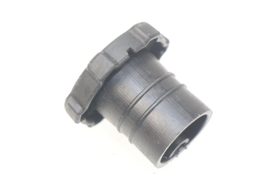 photo de BOUCHON RESERVOIR HUILE PIAGGIO ZIP 2T 50 (2009 - 2019) - Zoom état d’usage