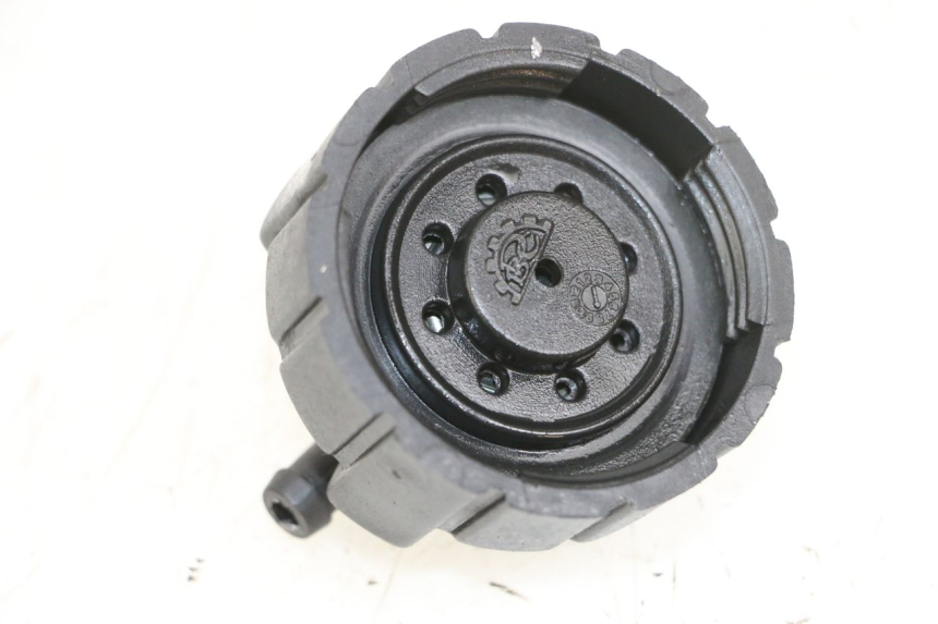 photo de BOUCHON VASE EXPANSION ADIVA AD3 300 (2014 - 2020) - Zoom état d’usage