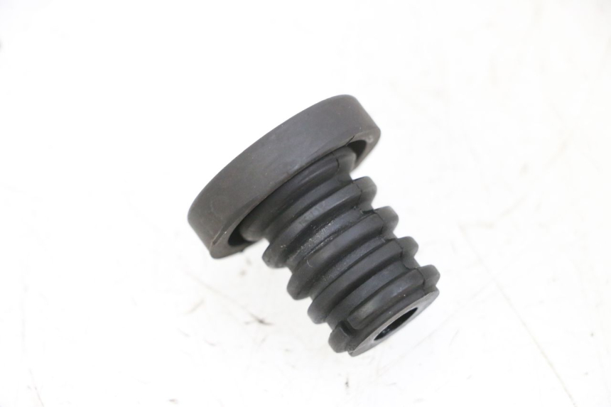 photo de BOUCHON VASE EXPANSION SUZUKI BURGMAN 650 (2013 - 2020) - Vue principale